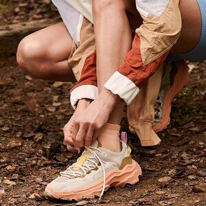 FP Movement x SOREL Kinetic Breakthru Tech Sneakers 9.5 NWOT